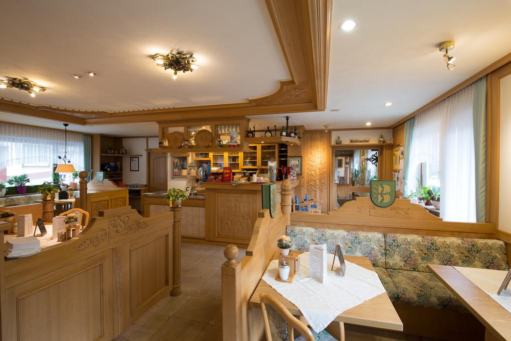 Wald-Hotel Heppe Dammbach Екстериор снимка